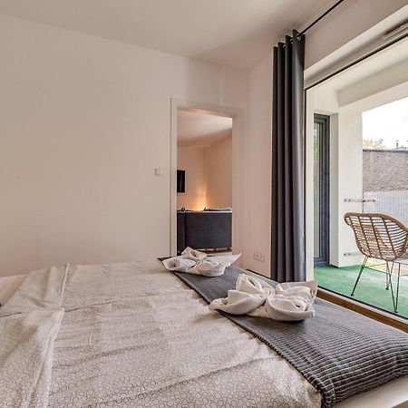 Zielone Apartamenty Katowice ホジューフ エクステリア 写真