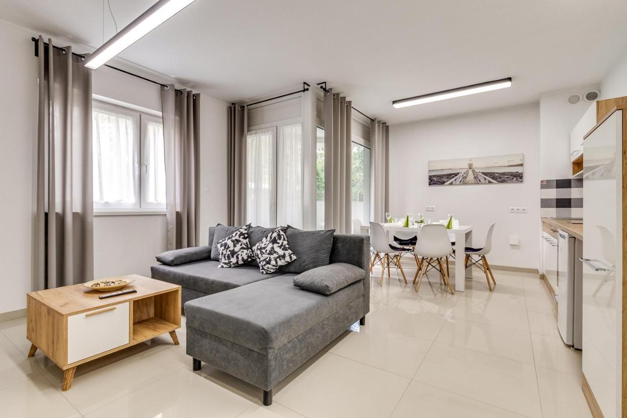 Zielone Apartamenty Katowice ホジューフ エクステリア 写真