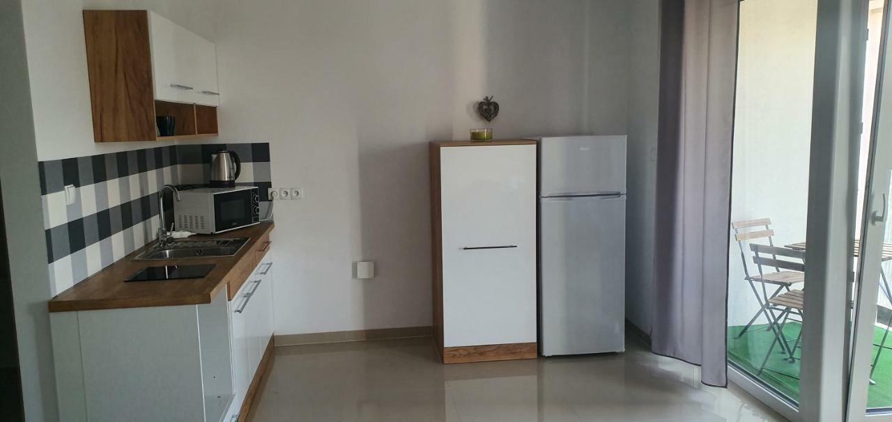Zielone Apartamenty Katowice ホジューフ エクステリア 写真
