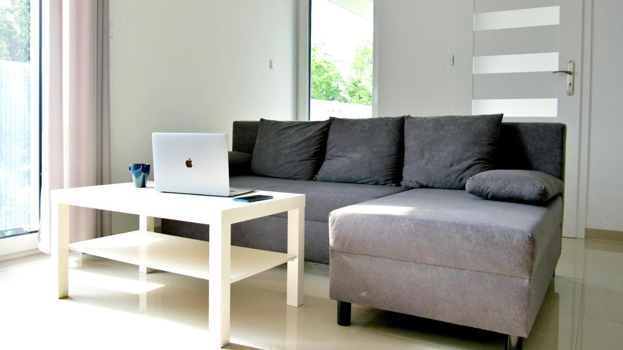 Zielone Apartamenty Katowice ホジューフ エクステリア 写真